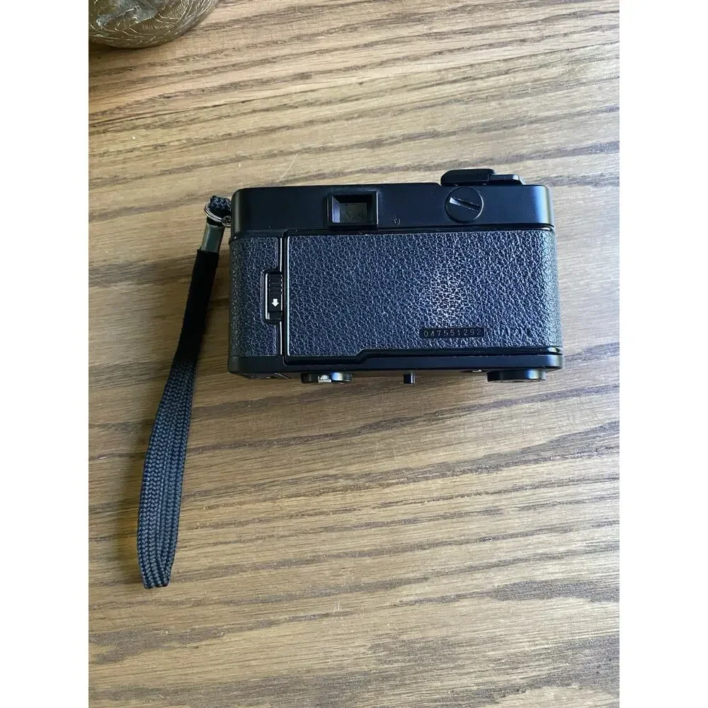 Vintage 1970s Film Camera Vivitar 35EF 35 EF + 2.8/38 mm Prime Lens Untested
